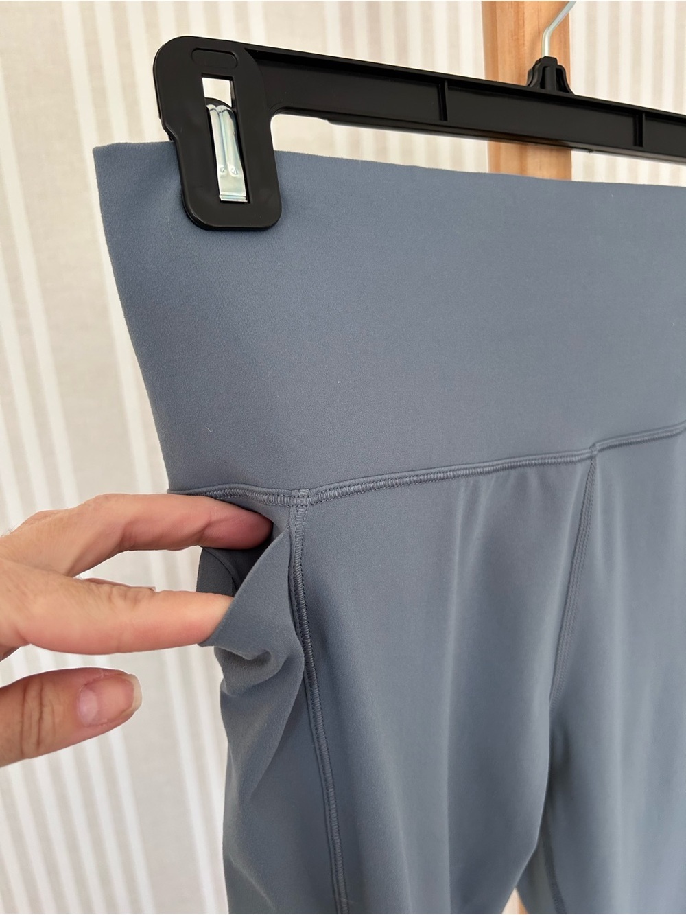VUORI Studio Pocket High-Rise Performance Leggings Light Azure Blue Size Medium - Picture 6 of 8